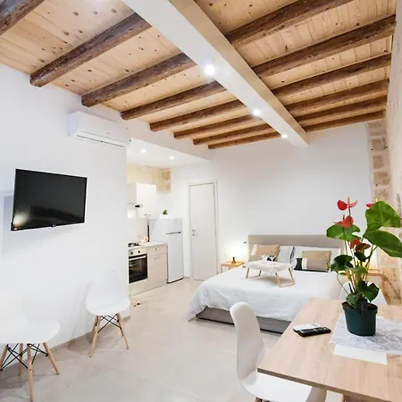 Апартаменты Bari City Center- Timesrl Apartments Бари