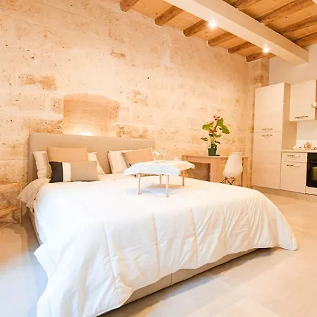 Bari City Center- Timesrl Apartments Апартаменты