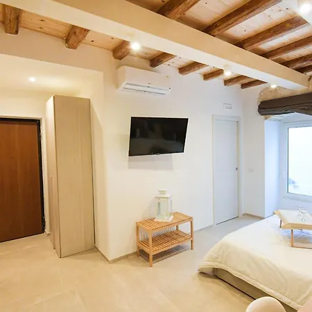 Апартаменты Bari City Center- Timesrl Apartments Бари